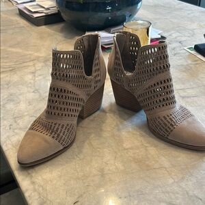 Vincent Camuto Ankle Booties